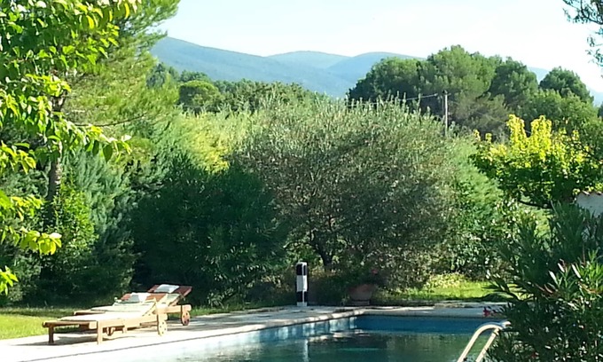 Puyvert Casa | Alquiler de casa con piscina, parque natural de Luberon, cerca de Lourmarin