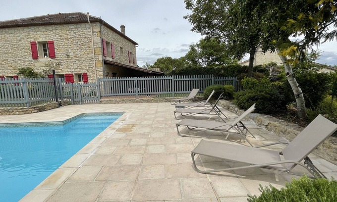 Thezac Casa | Casa con piscina privada, en el centro del suroeste