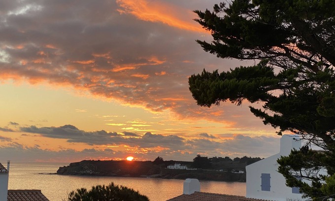 Ile d'Yeu Casa | House with sea view - Plage Vieilles - 4 bedrooms - sleeps 8