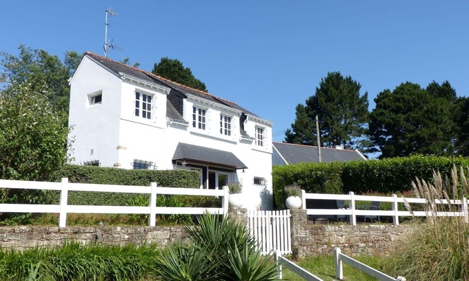 Baden Chalet De Esquí | House with sea view in Toulindac, Baden