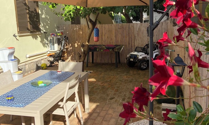Minturno Casa | House with separate entrance and garden