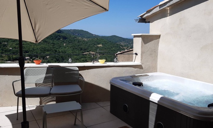 Saignon Casa | House with SPA, in a hilltop village in the Luberon