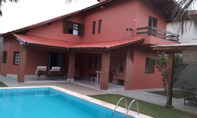 Raul Cury Casa | CASA CON PISCINA Y QUIOSQUE (4 DORMITORIOS / 3 BAÑOS)