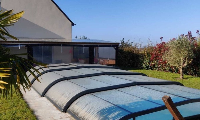 Irodouer Casa | House with swimming pool near St Malo /Dinan / Mont St Michel/ Foret de Brocéliande