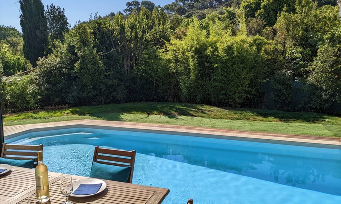 Le Mourillon Casa | House with swimming pool in Cap Brun, very close to the beaches