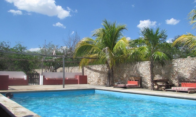 Mérida Casa | Casa con piscina, zona de relax, para familias, gay friendly y mascotas