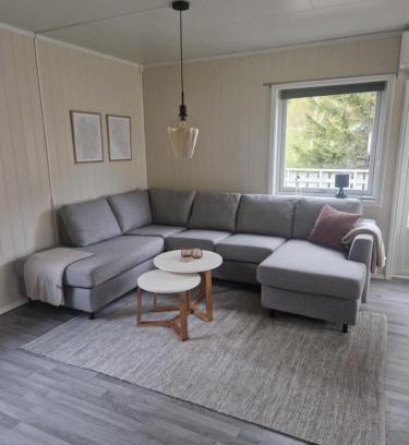 Lyngseidet Casa | House with terrace and a big garden in centrum of Lyngseidet