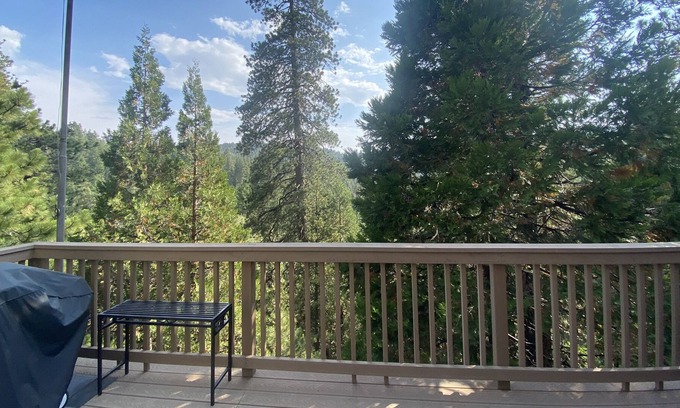 Blue Jay Casa | House with two deck