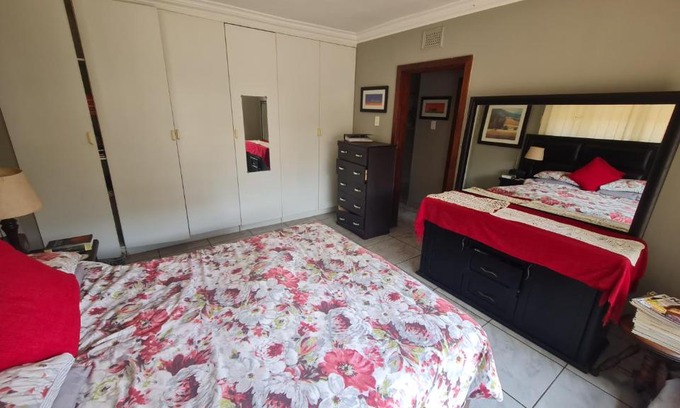 Athlone Chalet De Esquí | house