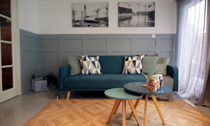 Amsterdam North Cama Y Desayuno | Houseboat apartment with water terrace, free bikes & fast wifi