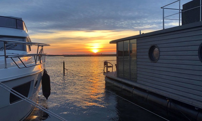 Wendtorf Alquiler De Eote | Houseboat Fjord Luna with bio-sauna and roof terrace in Wendtorf