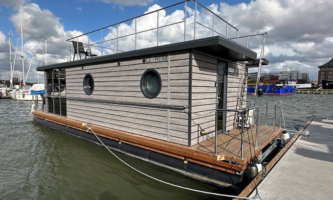 Lundby Alquiler De Eote | Houseboat GREBBESTAD with roof terrace in the heart of Gothenburg