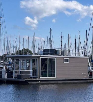 Monnickendam Alquiler De Eote | Houseboat Maatrollie NS002