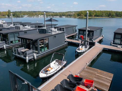 Middelaar Alquiler De Eote | Houseboat Mookerplas with a view, cleaning included