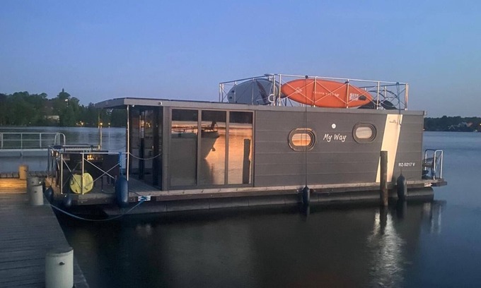 Mirow Alquiler De Eote | Conducción sin carné de la casa flotante "My Way" en la meseta lacustre de Mecklemburgo