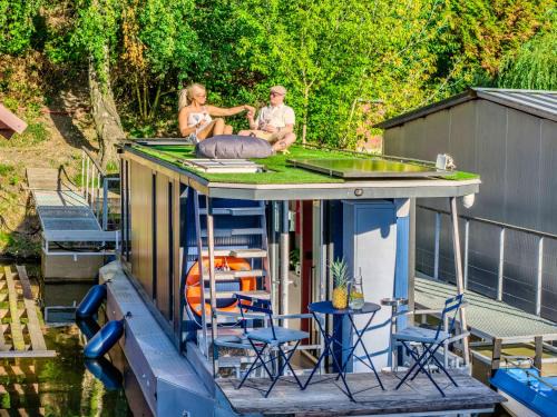 Smichov Alquiler De Eote | Houseboat Prague with Paddle Boat -Sail, Explore and Relax