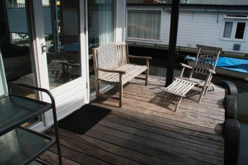 Stadionbuurt Cama Y Desayuno | Houseboat Studio Sooki