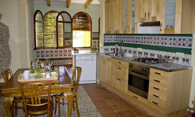 L'Armentera Cabaña | HOUSING, 2 patios and ORGANIC GARDEN, COSTA BRAVA. Newly refurbished.