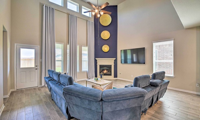 Northeast Houston Casa | Houston Home w/ Private Yard - 16 Mi to Dtwn