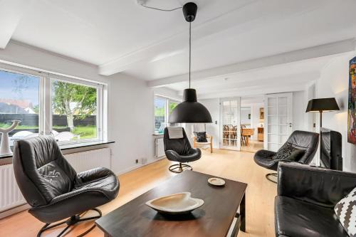Lokken Casa | Hovedgaden 77