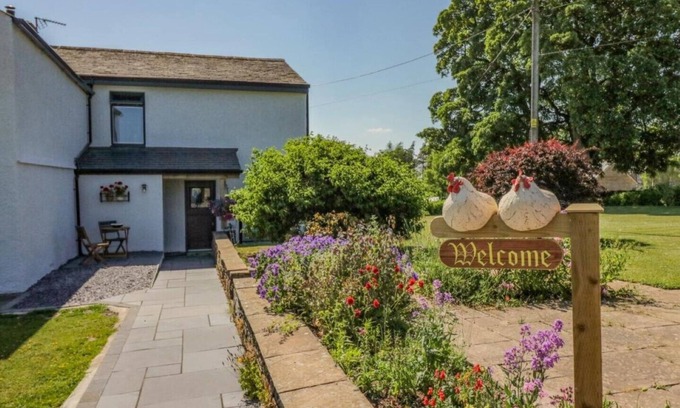 Welton Cabaña | How Hill Farm Cottage