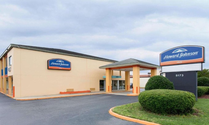 Northwest Hotel | Howard Johnson by Wyndham Virginia Beach