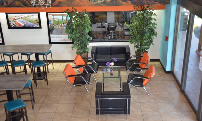Yuma Hotel | Howard Johnson by Wyndham Yuma