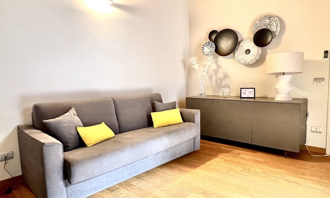 Asti Casa | HowCasa Cosy and lovely apartament Cavour