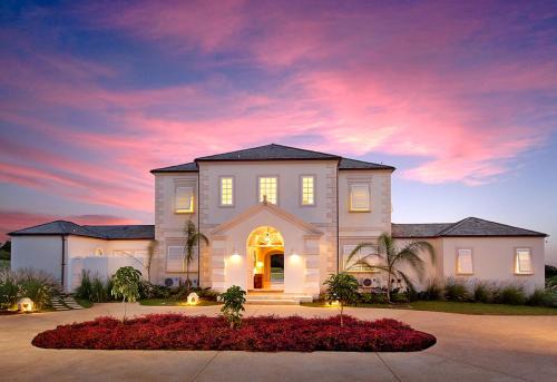 Westmoreland Villa | Howzat! by Island Villas