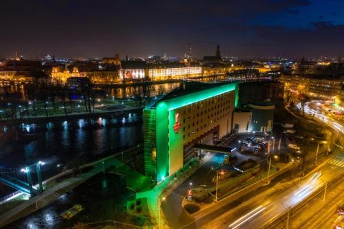 Srodmiescie Hotel | HP Park Plaza