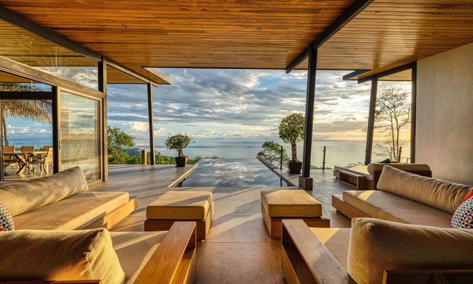 Uvita Casa | HR6 New Villa Incredible Ocean and Jungle Views + Security
