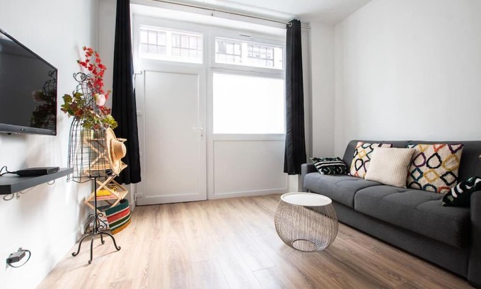 Billancourt–Rives de Seine Apartamento | HSH Traversière-Boulogne-Billancourt I Appartement 4P