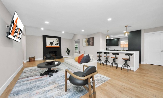 Briarforest Casa | Houston/Energy Corridor/77077/ Corporate Stays 30+Days