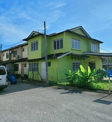 Bandar Indera Mahkota Casa | Hub Homestay