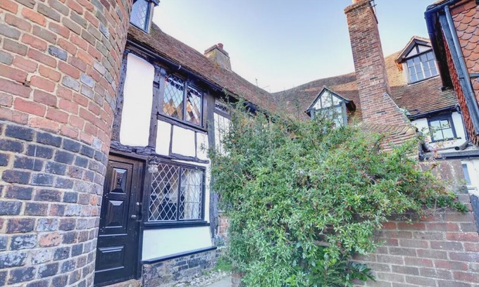 Rye Casa | Hucksteps Row - Two Bedroom House, Sleeps 3