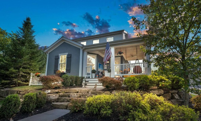 Hudson Casa | Hudson Gem Near Main St & Western Reserve