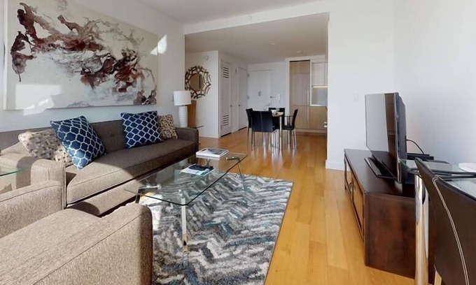 Hell's Kitchen Apartamento | Hudson River 1 Deluxe BR | Gym + Pool w Fees