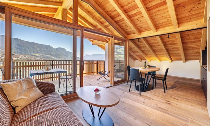 Caines Apartamento | Huetterhof Apartement Summer