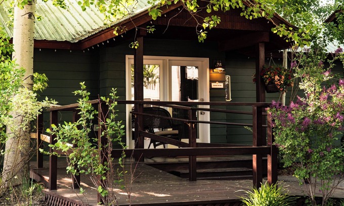 Jackson Hole Hotel | Huff House Inn