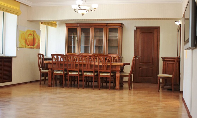 Almaty Apartamento | ENORMES 600 PIES, APARTAMENTO DE 3 DORMITORIOS + traslado