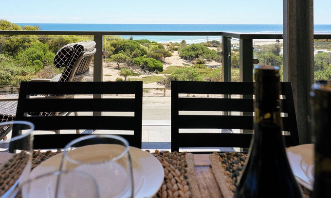 Aldinga Beach Casa | Huge Beach House MESMERISING sea views 6 bedrooms for large family/friend groups