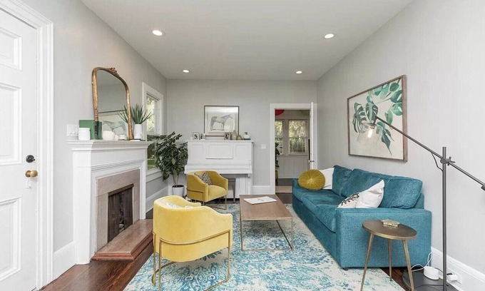 St. Augustine Cabaña | Huge charming home - 5 min to historic downtown and beach! Quiet neighborhood.