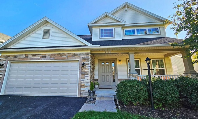 State College Casa | HUGE House 10 Mins From PSU Campus + Private Deck!