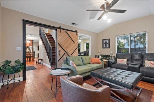 Citrus Heights Casa | Huge House-Yard-Pool Hot Tub