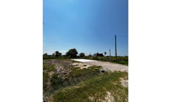 Crystal Beach Alquiler De RV | Huge RV Campsite less than a mile from the beach!
