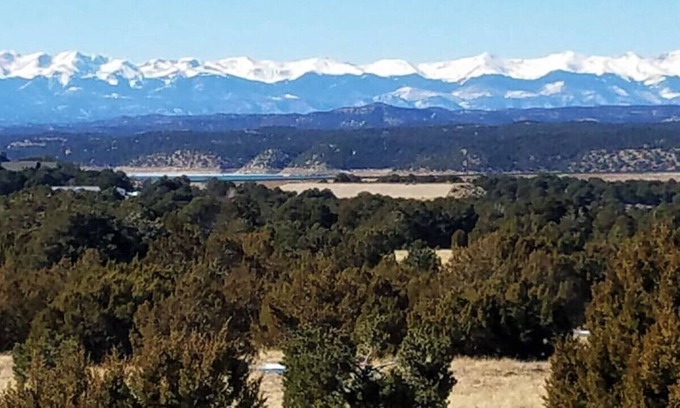 Trinidad Apartamento | Huge Unit in Scenic Valley - Sleeps 8!
