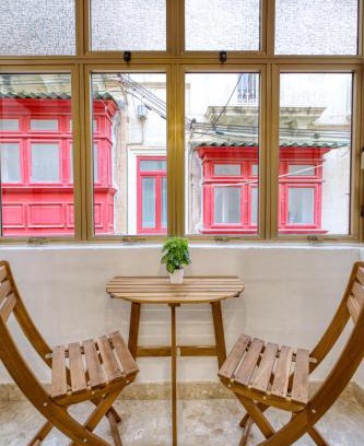 Birgu Casa | Hughesville Birgu