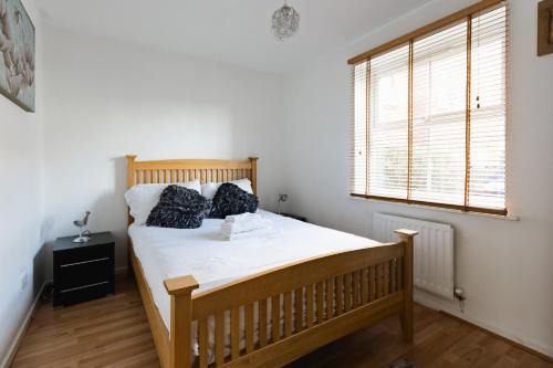 Hull Apartamento | Hullidays Victora Dock- refurbished 2024