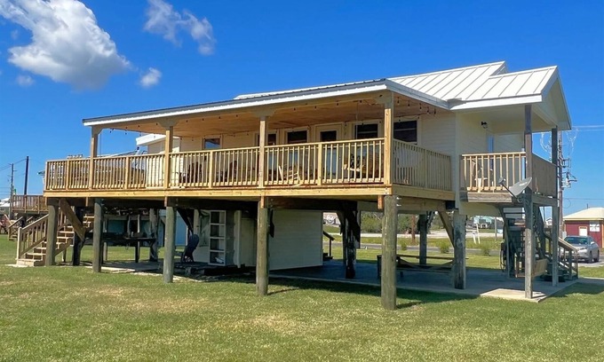 Grand Isle Casa | Humble Heaven - Island Realty