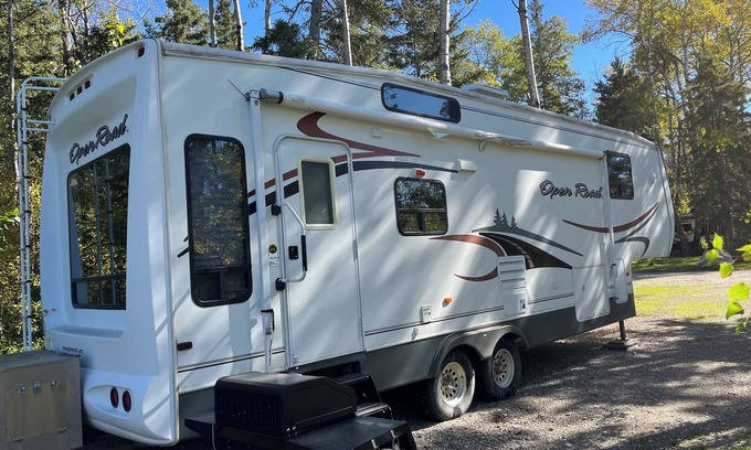 Onanole Casa | Hummingbird - Camper at Sunset Bay